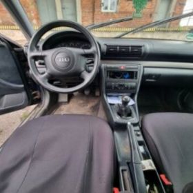 Audi A4 1.6 benzyna