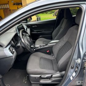 ODSTĄPIĘ LEASING – Toyota C-HR Hybrid 1.8 HSD Style 122 KM, 2020