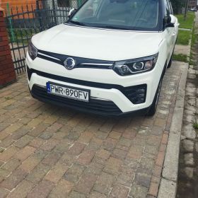 Sprzedam KGM Tivoli 