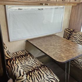 Ford Transit z 1983 rok