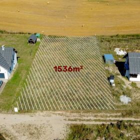 Piękna, formna działka budowlana na Mazurach (Tyrowo) z warunkami zab. - 1536m2