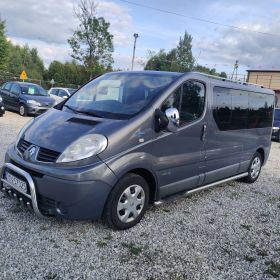 Renault Trafic Passenger 9 osob