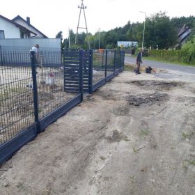 Ogrodzenia montaż systemowe panelowe za materialami 