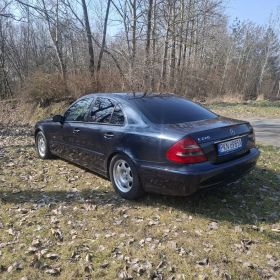 Mercedes w211 e220