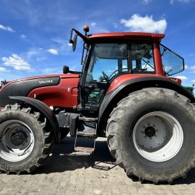 Valtra T150
