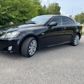 LEXUS IS220