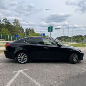 LEXUS IS220