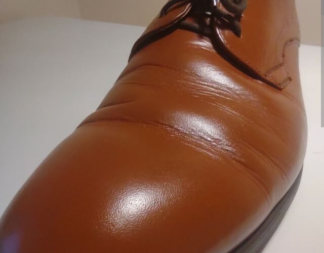 Jak dbać o skórzane buty